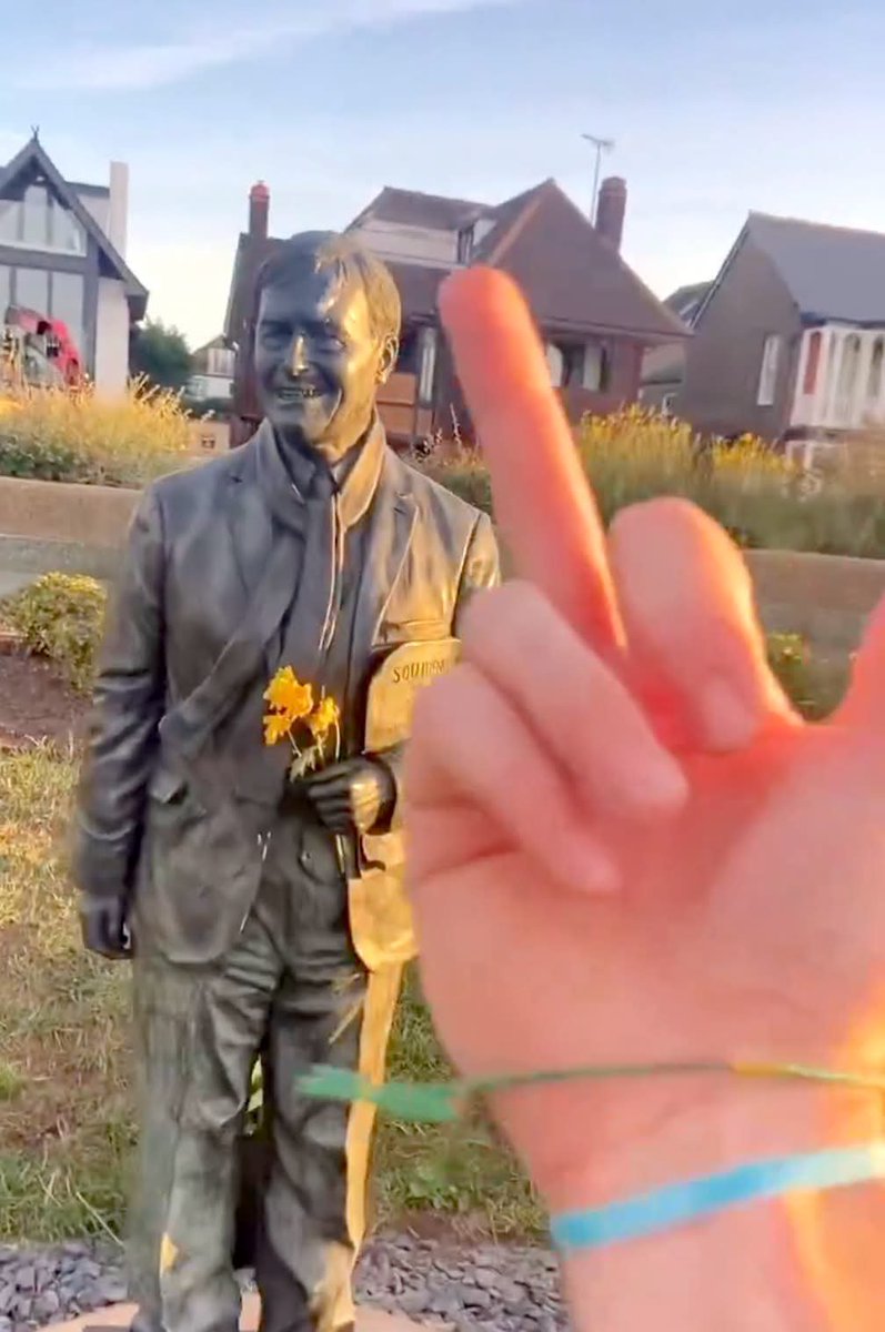 POB4LIFE's tweet photo. GREAT NEWS

LATEST: A man has now been arrested following outrage over a video appearing to show someone spitting on the statue of murdered Southend MP Sir David Amess.

Essex Police confirmed this morning (Friday 23 October) that a man in his 30s was arrested in Westcliff on suspicion of criminal damage and a public order offence.

The arrest follows widespread anger after footage circulated on social media earlier this week, appearing to show a man deliberately spitting in the face of Sir David's statue on Chalkwell seafront.

The incident came just days after the fifth anniversary of Sir David's murder, prompting condemnation from his family, councillors, MPs and members of the public.

Sir David was murdered while holding a constituency surgery in Leigh-on-Sea on 15 October 2021. His statue was unveiled in April 2024 as a tribute to his decades of public service and campaigning for Southend to become a city.

A spokesperson for Essex Police said: "A man has been arrested as part of an investigation which relates to a video posted on social media in Southend.

"A report was made to us on Wednesday 21 October and our investigation was launched.

"This morning, Friday 23 October, a man aged in his 30s was arrested in Westcliff.

"He’s being questioned on suspicion of a public order offence and criminal damage. He remains in custody."