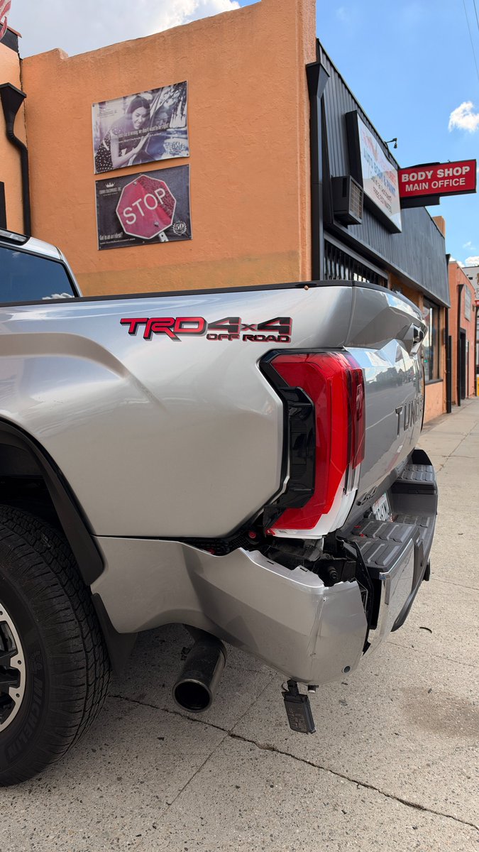 AutoBodyShop's tweet photo. Got in an Accident? Call us 310-575-0700, stop by, or request a FREE photo estimate online. Whether you are paying out-of-pocket, or going through insurance, by law, you can go to any shop of your choice. It's your car. It's your decision. We accept every insurance company. https://t.co/3EhmOgpZ0B