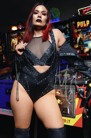 NastyNadiaPW's tweet photo. Wicked Games this weekend https://t.co/BzfFSpYjdT