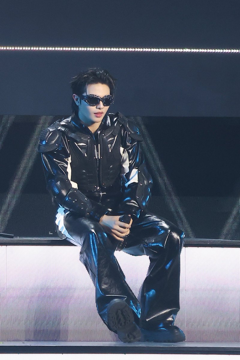 TTxSpace's tweet photo. วันนี้พี่เท่หรือไม่ 😎😎

THE REFLEXION BEGINS
#LYKNReflexionConcertD1 
#Williamjkp https://t.co/qTheymBRMT