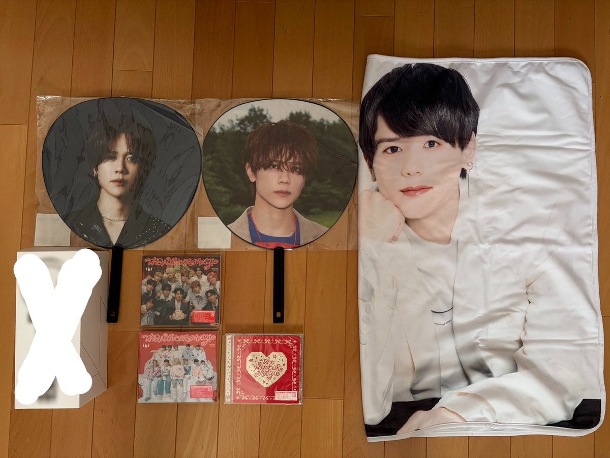 95_1230js's tweet photo. @Fuji49690255 
初めまして、検索より失礼いたします。
当方、こちらのグッズのお譲り先を現在探しております🔍
買取のみにはなりますが、いかがでしょうか？
ご検討よろしくお願いします🙇 https://t.co/LDnRMmgghe