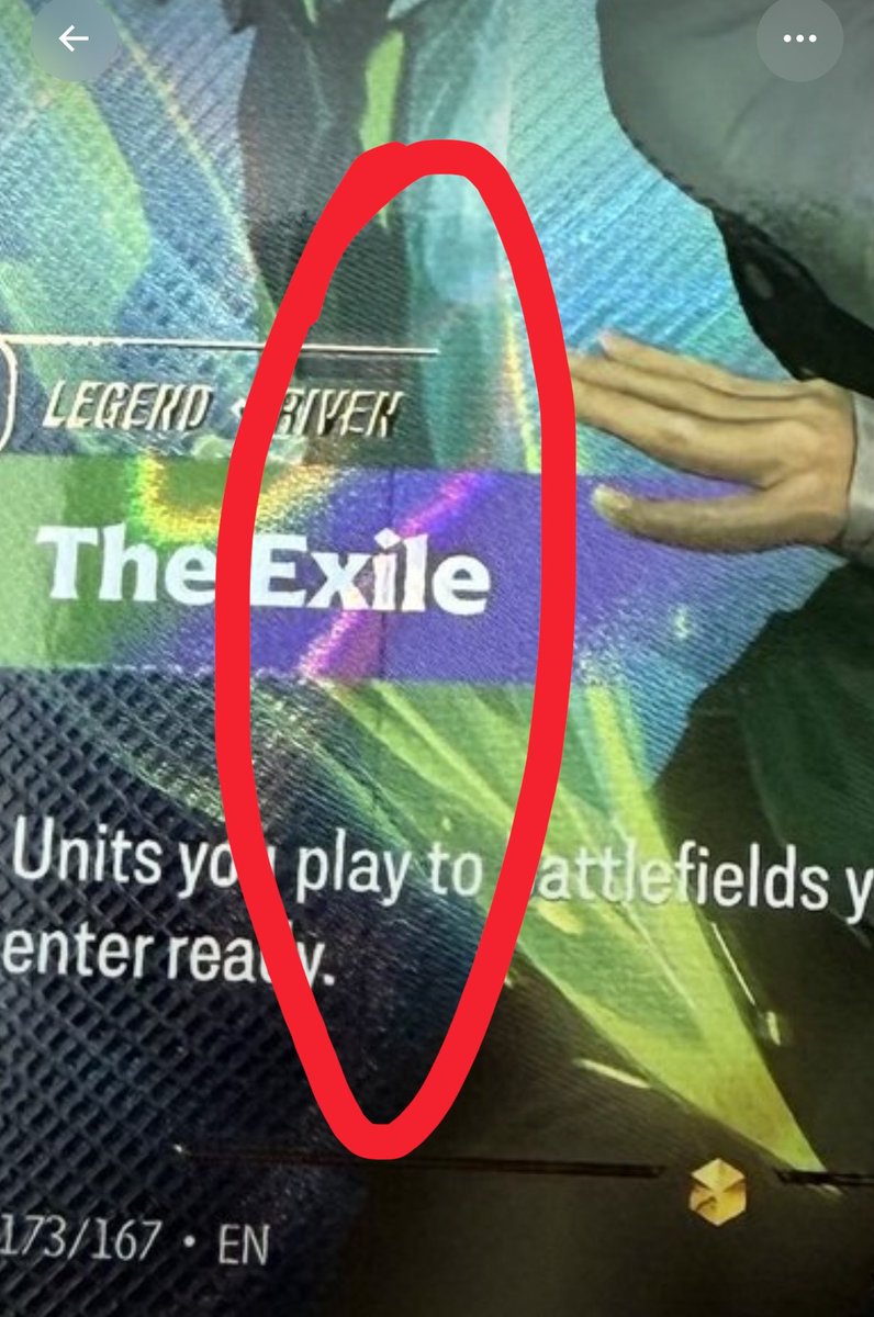 xNavalha's tweet photo. Si os sale una ON fijaros si tiene este defecto en forma de línea de impresión. 

Mi Riven también lo tiene, al igual que muchas ON que he visto abrirse en la tienda. 

Mi Morde y mi Jarvan están limpios pero parece un fallo generalizado. 

Ya lo he reportado a Riot también. https://t.co/YcnMSHggzb