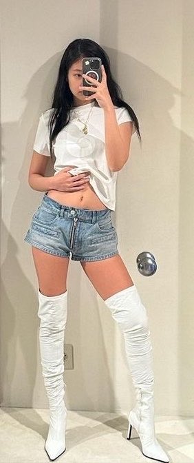 jennieslvl's tweet photo. https://t.co/bq3IWPPoaT