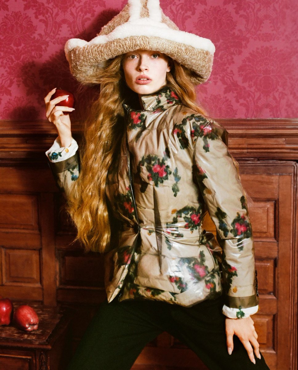 LaModeUnknown's tweet photo. ✨️Vivian Wilson✨️ in the lens of Zuzanna Blur for Vogue Czechoslovakia.🪡 https://t.co/91VRMllGRn