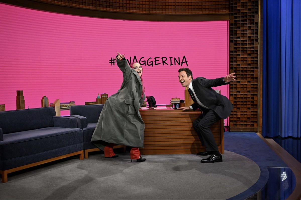 Chicks's tweet photo. Adéla made her ‘Tonight Show’ debut on Jimmy Fallon with an interview and performance last night 🩷 https://t.co/E5mGUCc1eA