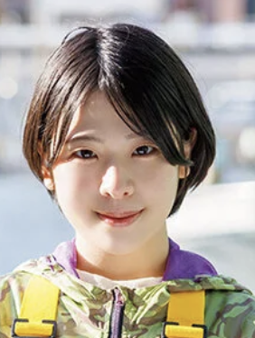 adoalife's tweet photo. 潮風の中では爽やかな漁業女子、家に帰れば魚も男心も上手に料理する…このギャップ好きな人いる？

【https://t.co/sOEAigiFSG】 https://t.co/mm98KXN40h