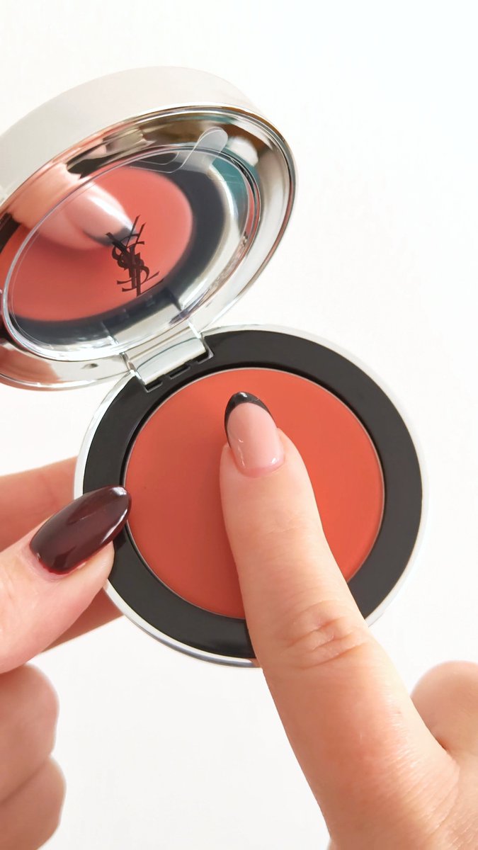 emilylbacon's tweet photo. @yslbeauty make me blush cream in "37 peachy nude" 🍑✨

Described as a skincare infused cream blush that can be worn sheer for a lifted glow or build it up for a bold blush look 😍

#makeup #yslbeauty #makemeblush #creamblush #swatch https://t.co/ROV1FIWZyu