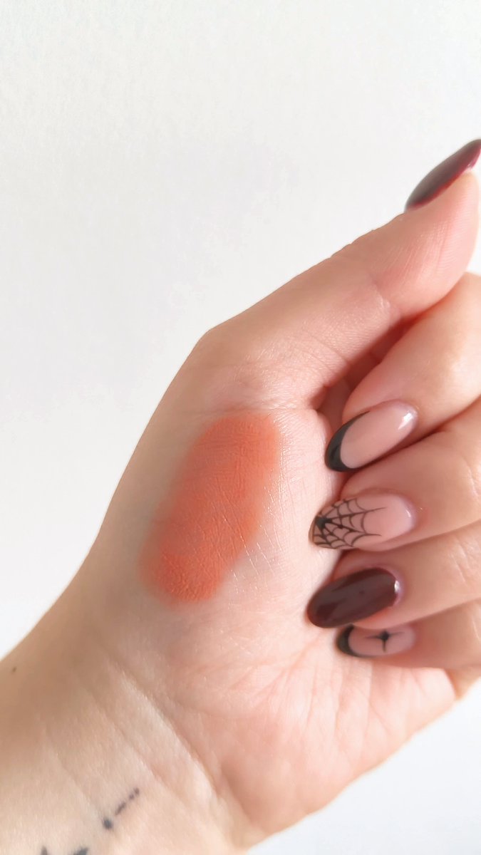 emilylbacon's tweet photo. @yslbeauty make me blush cream in "37 peachy nude" 🍑✨

Described as a skincare infused cream blush that can be worn sheer for a lifted glow or build it up for a bold blush look 😍

#makeup #yslbeauty #makemeblush #creamblush #swatch https://t.co/ROV1FIWZyu