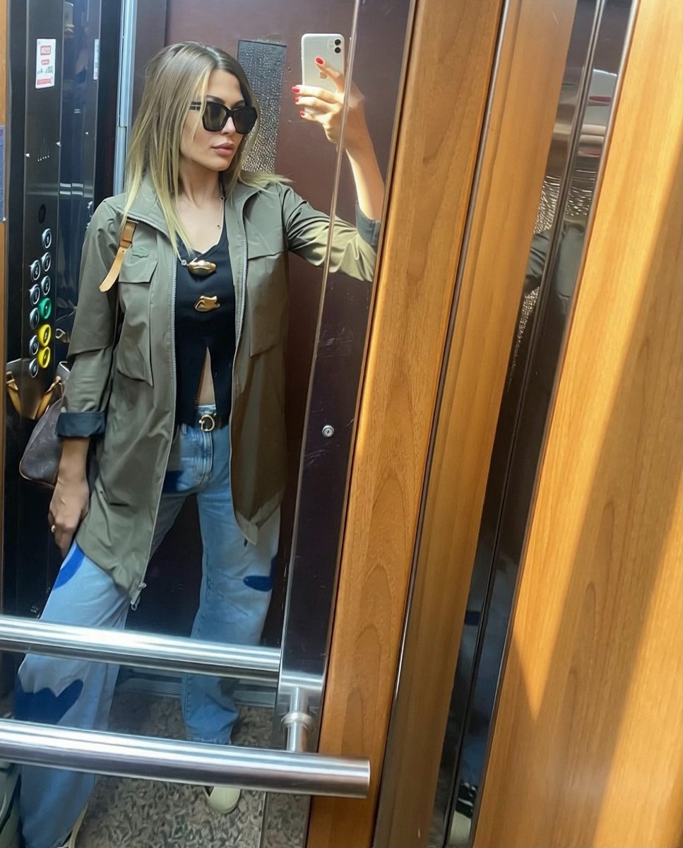 bubuskya's tweet photo. Yarın bulucam 
Çok yemek yedim
İyi hissetmiyorum göbek oldu 
İyi yakşanlar 😵‍💫😬❤️ https://t.co/s5LwXJh5NT