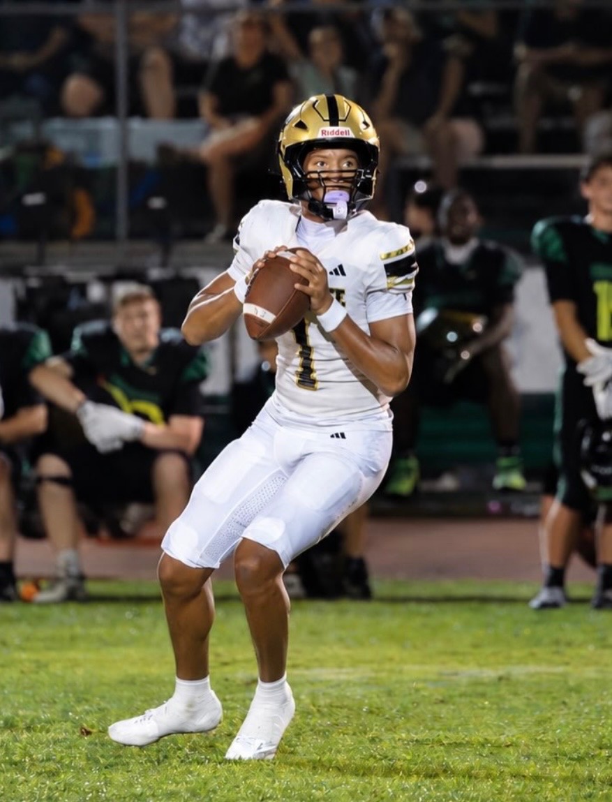 GetStyleMag's tweet photo. East Ridge QB Karon Palmer Jr. Leads Knights to 6-2 Start 🏈🔥

East Ridge High senior quarterback Karon Palmer Jr. has guided the Knights to a 6-2 record this season. He’s combining efficient production with steady leadership that head coach Donnie Burchfield says has helped shape a winning culture.

Through eight games, Karon has completed 68 of 119 passes for 1,171 yards and 15 touchdowns with just two interceptions. The dual-threat signal-caller has shown the ability to make plays with his arm and legs while protecting the football.

“Karon means a tremendous amount to our football program,” Burchfield says. “As our quarterback, he’s someone we depend on not just to make plays but to lead our team. He’s been an important part of building a winning culture at East Ridge. Having a young man who can lead on the field and represent our school the right way is something every coach appreciates.”

Read the full story here: https://t.co/0AgOIuoCtU