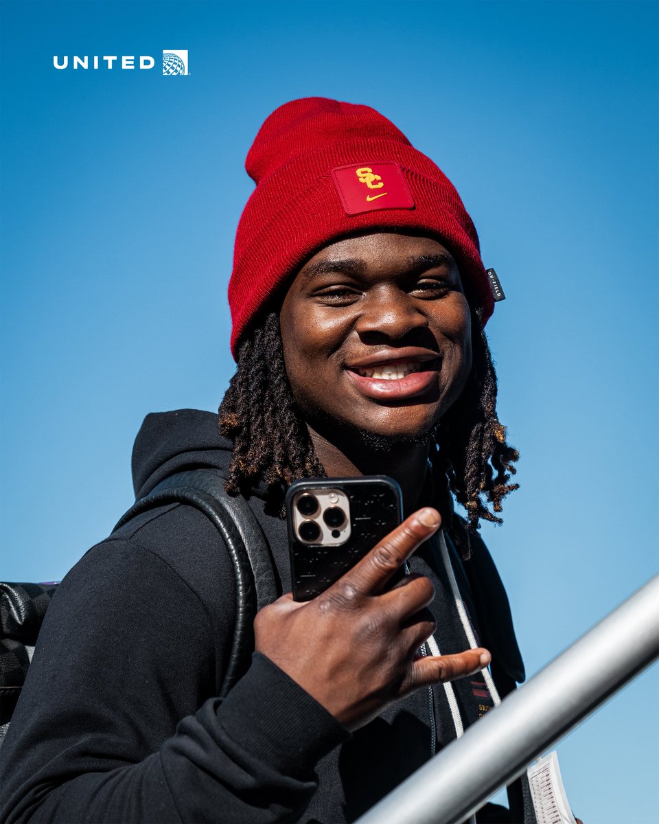 uscfb's tweet photo. back ✌️ business

@united https://t.co/K8JIgrIaFc