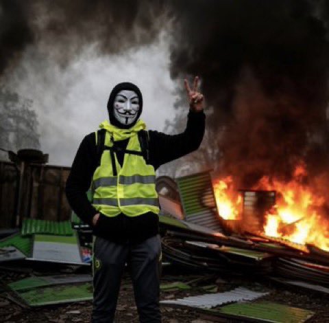 FrenchRapUS's tweet photo. 🚨 QUELLE HONTE ! 

À seulement quelques heures de la manifestation du 24 octobre, la préfecture de police de Paris vient officiellement d’INTERDIRE le parcours BASTILLE-NATION prévu DEMAIN ❌ https://t.co/AvXtQXyM7f