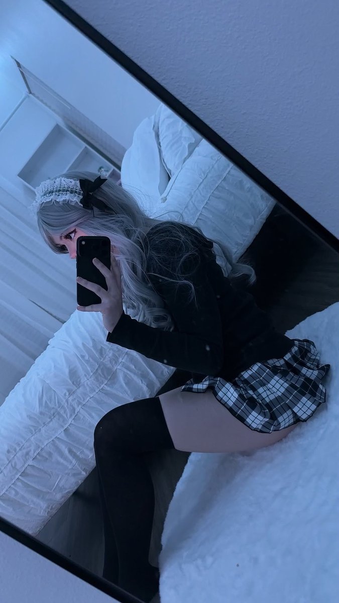 cupcakezgrl's tweet photo. Introduction ૮₍ ˶ᵔ ᵕ ᵔ˶ ₎ა

hiiii i’m lulu and im looking for moots! 

• 18, german
• i love cosplaying, gaming and being spoiled

rt’s are appreciated !

#egirl #promotwt #cnc #lookingformoots #nsfwtwt #cute https://t.co/4aYcY5Eyj5