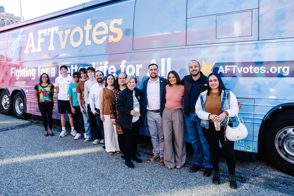 HispanicFed's tweet photo. Latino voters are poised to play a significant role in elections across the country, and this is particularly true in Michigan.

Yesterday, we joined the American Federation of Teachers (@AFTunion) and Centro Multicultural La Familia to launch a canvassing effort that will engage 100,000 Latino voters across the state. In the previous U.S Senate election in Michigan, the winner was decided by 19,000 votes, this tells you that EVERY VOTE MATTERS.

Through door knocking, text messaging, and events, we are meeting our community members where they are to ensure that everyone has the information they need to vote. We are thankful to the community members who turned out for yesterday’s event and to the canvassers who are speaking with voters about why these elections matter.

This campaign is a part of our broader La Voz de Mi Gente campaign to engage with two million voters across 14 states.

What motivates you to vote in this year’s election? Share your thoughts in the comments!
