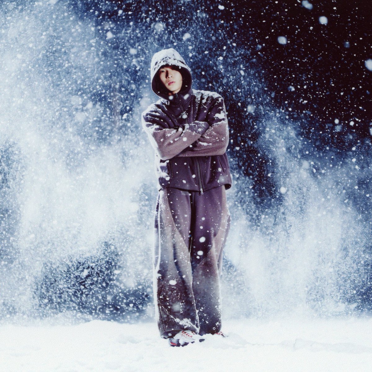 SBDetroit's tweet photo. Nike Tech gears up for Fall/Winter 2026 with the new weather-ready SF3 Jacket 🥶

FULL DETAILS:  https://t.co/JNCzaiFV12 https://t.co/DB1DSH192q