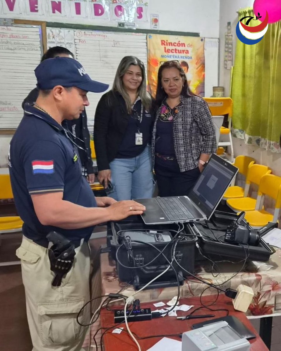 DefensoriaPy's tweet photo. La Defensoría del Pueblo acercó servicios esenciales a 236 personas durante una jornada integral en San Lorenzo, con atención médica, documentación, inscripciones de nacimiento, consultas oftalmológicas y atención veterinaria. #DefensoríaDelPuebloPy

📲Leé más: https://t.co/CLlA195Yh6
