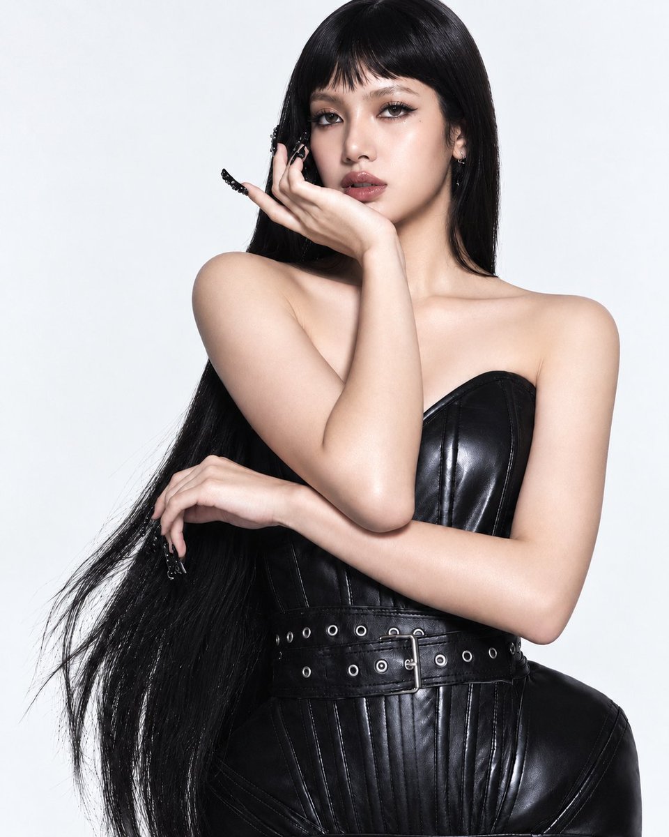 LalisaChartsHQ tweet picture