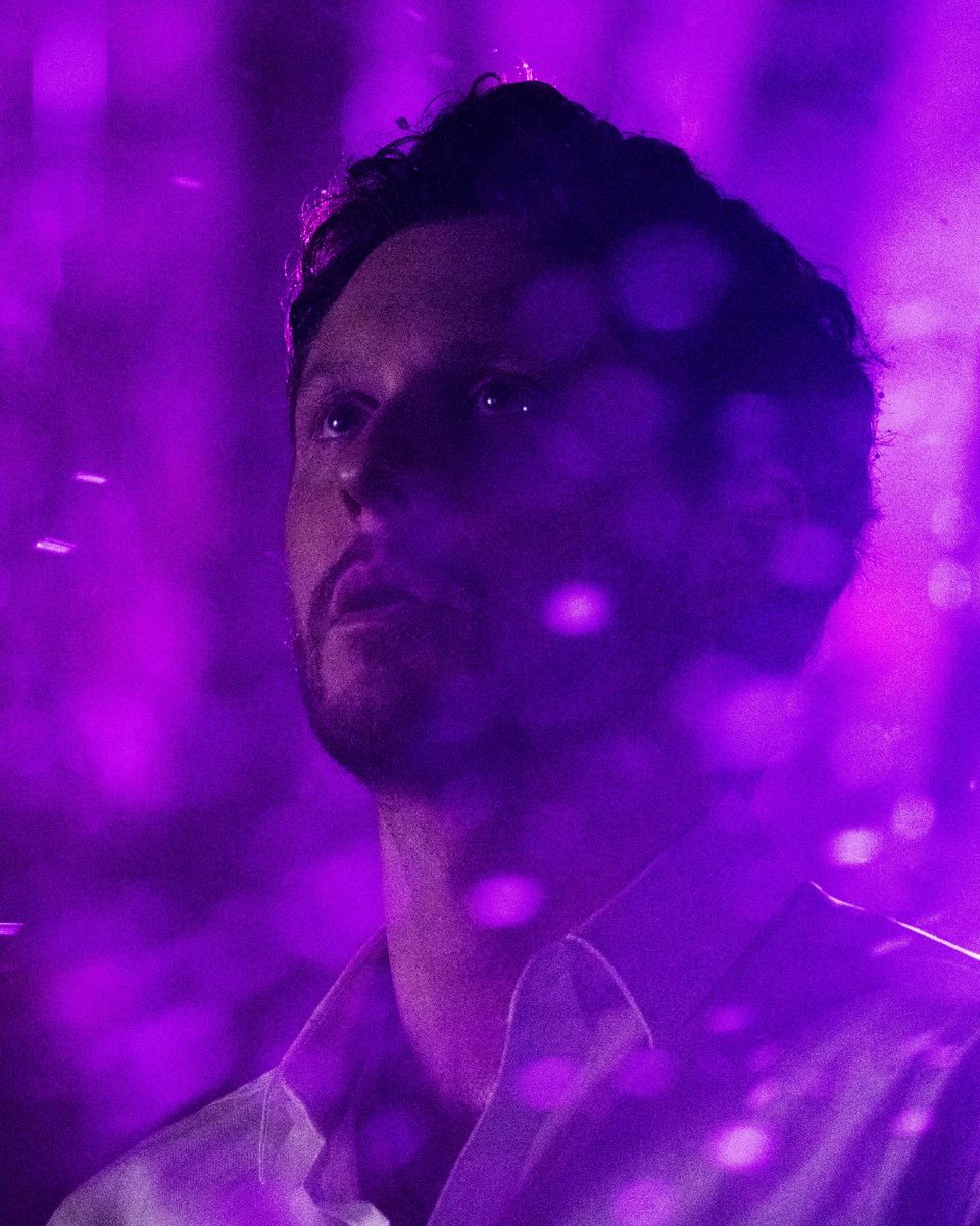 yagaupdates's tweet photo. New BTS pics of Noah Reid as "Charlie Rapp" in YAGA

(via yagacrave and neon-nz) https://t.co/nlcP6di7Mc