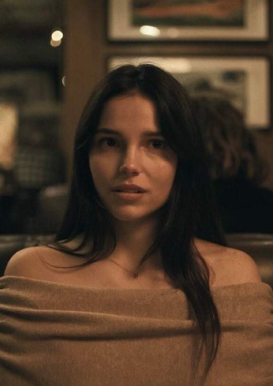 CultureCrave's tweet photo. Inde Navarrette says she's 'one phone call away' from joining the 'Call of Duty' movie  🔫

"If they call me [and] they're like, 'there's a car outside, you gotta go' ... definitely. I'm a big fan ... and I'm excited to see what they do"

(via @Collider) https://t.co/JtPiWmojh7