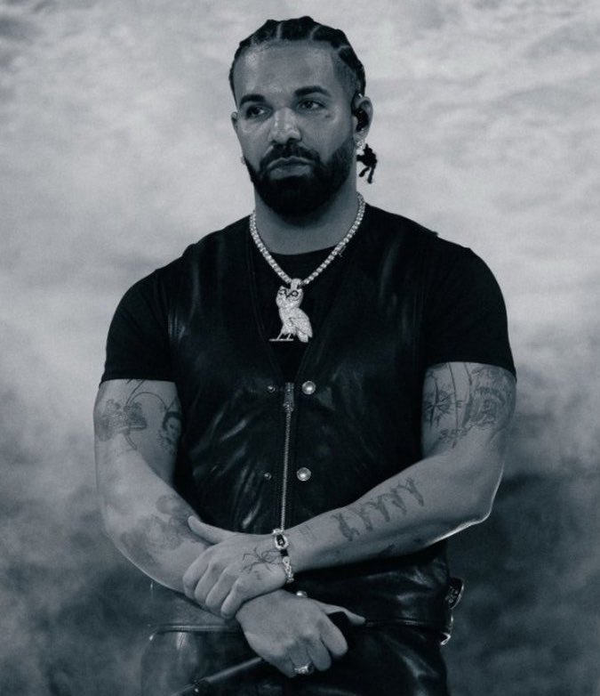 HipHopAllDay's tweet photo. Drake becomes the first in artist in HISTORY to earn 20 RIAA diamond certified songs and albums 💎 https://t.co/WDdUIdXLnH