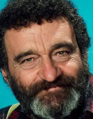 OhioWarhawks's tweet photo. @tepki_tr He looks like he’s related to Victor French https://t.co/fnJ7ZQQjqM