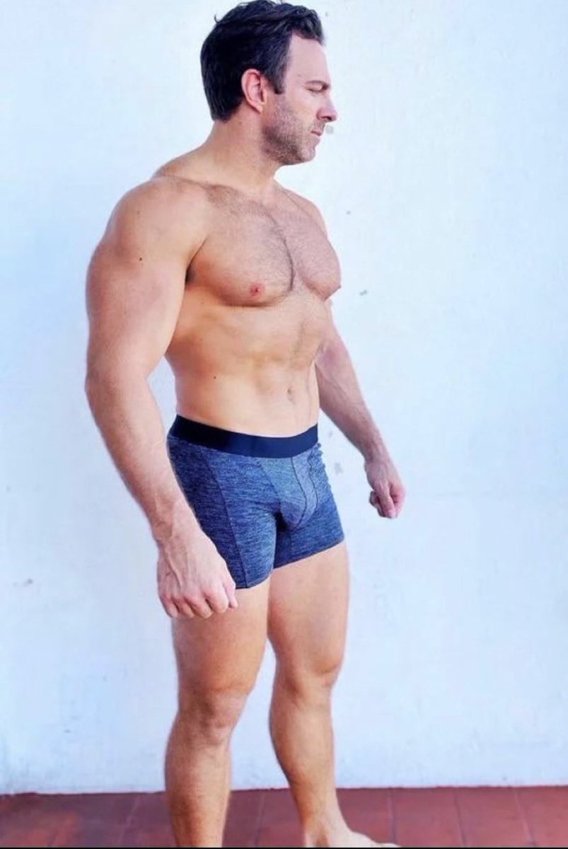 MaxedOutSwagger's tweet photo. Hunk. https://t.co/IACC5GeJ27