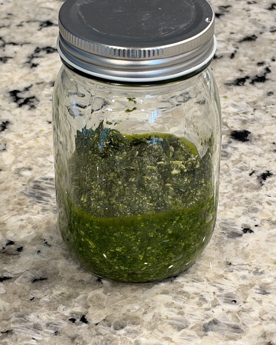 loftnleaf's tweet photo. Making pesto before frost hits 🌿
#gardening #harvest #basil #kitchenhacks #pesto https://t.co/WBaA9QzCCe