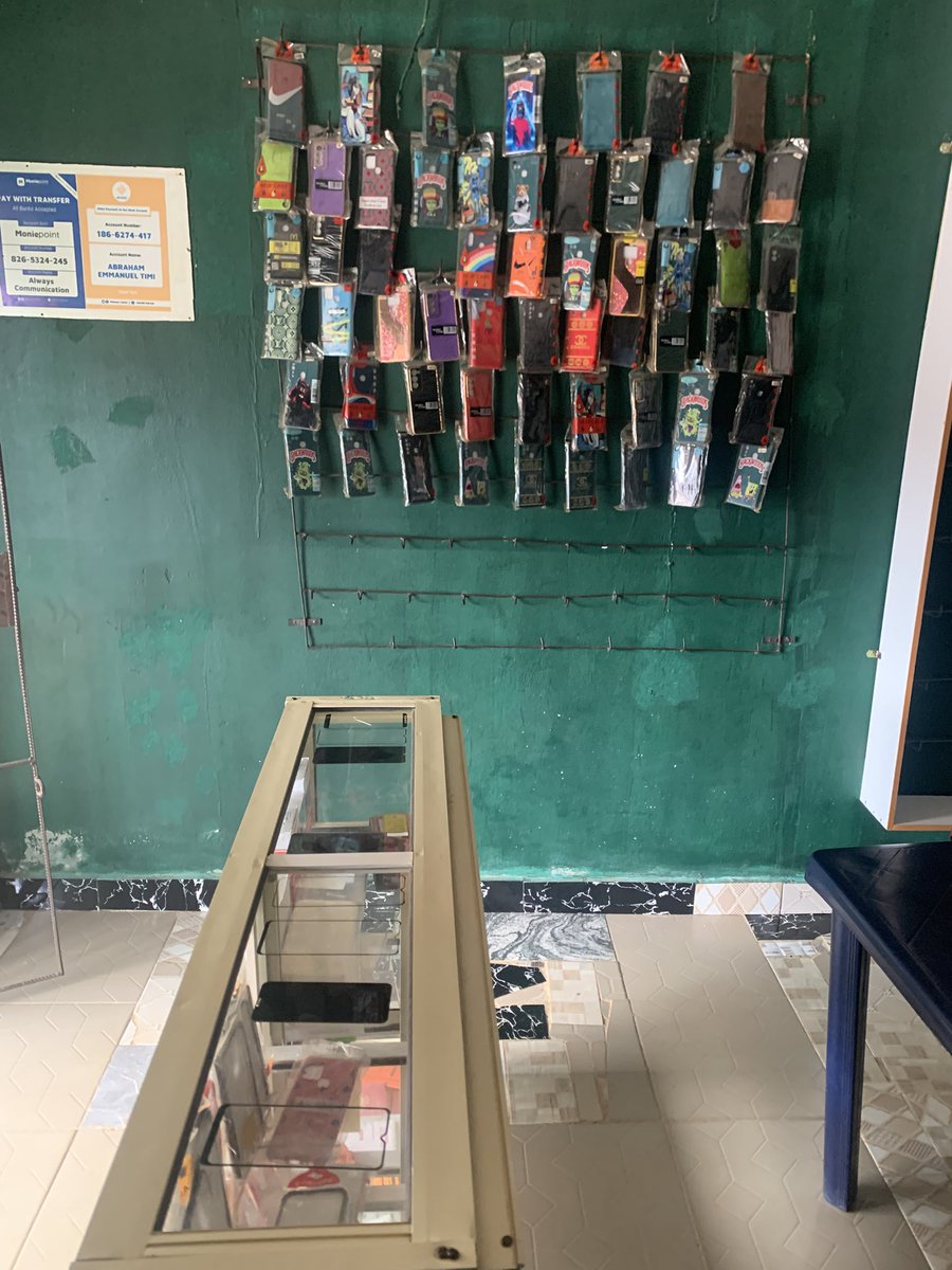 TimieAlways's tweet photo. Day 151 of begging @twitgameboy &amp; @chriscxss to support my business 

This is my little beginning @Always_Comm 
I want to be selling phones and accessories sir
No amount is too small for your support sir. https://t.co/VK40qdEvD2