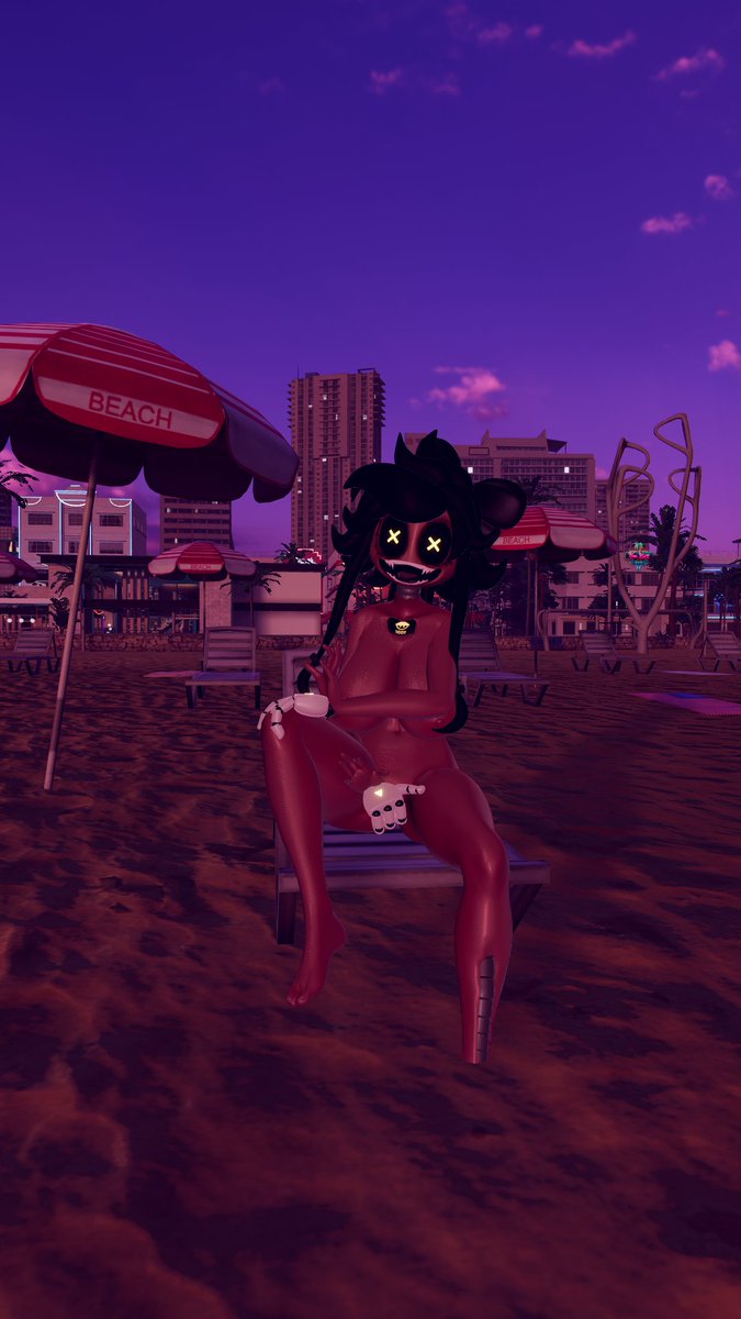 TMurarder's tweet photo. Cyn being silly~ #murderdrones #murderdronesnsfw #cyn https://t.co/ZkhOPYUdVg