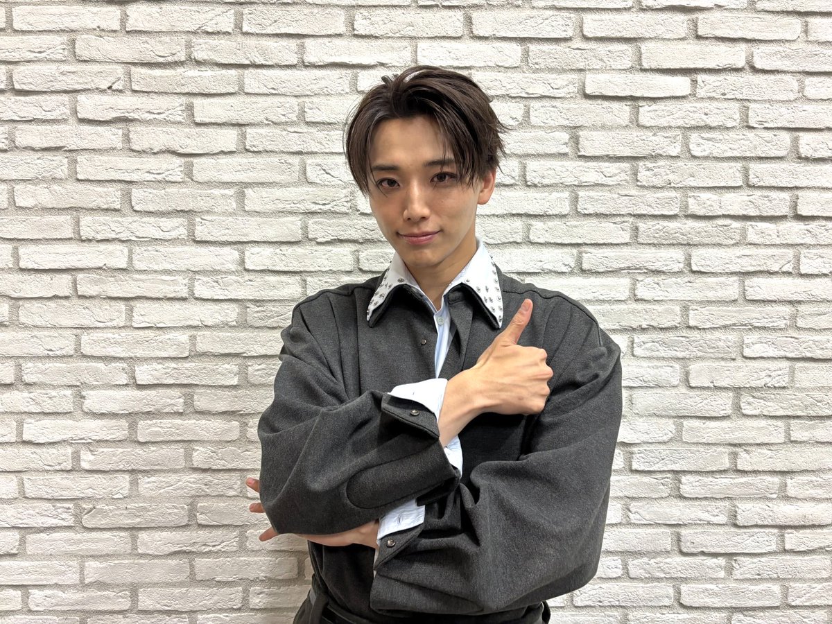 rajido_813's tweet photo. Kanpy THE PREMIUM PRECIOUS TIME
ONE N’ ONLY 高尾颯斗さん@takaohayato_mg 
お気に入りの場所は〈実家〉🏠

ふらっと帰ると
なんでも親がやってくれる
贅沢な時間が待っている

溜まった近況や相談をする時間も素敵
ずっと話し倒して明け方になることも

#ラジド
@Kanpy_official https://t.co/v43jHRcKBQ
