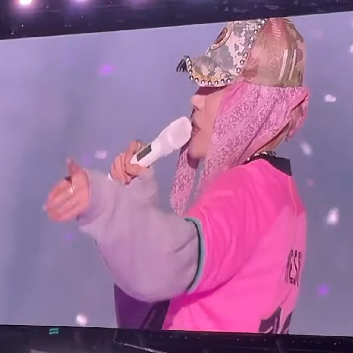 hyyhtv_'s tweet photo. JUNG HOSEOK IS A CULERRRRRR https://t.co/Xi8mCSOcM4