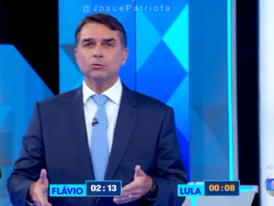 JosuePatriota's tweet photo. 🚨 ATENÇÃO: FLAVIO AGORA SE DIZ FAVORAVEL À PROPOSTA QUE HAVIA RIDICULARIZADO DE LULA SOBRE TRANSPORTE GRATUITO 🇧🇷 https://t.co/M2h65qS2bG