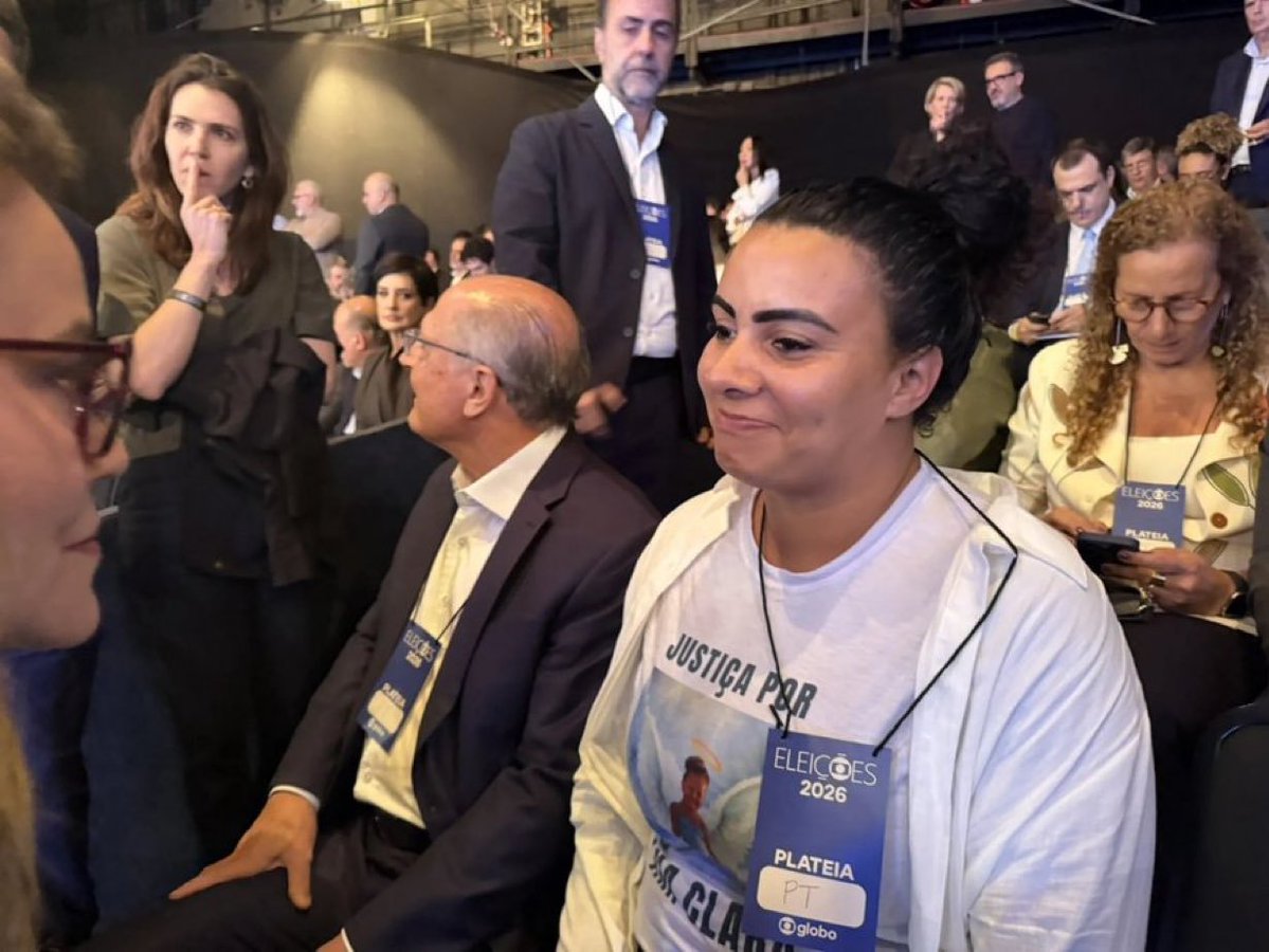 isadorabombinha's tweet photo. A coitada acha que o PT tá fazendo isso pq se preocupa com ela. Meu amor,tu é massa de manobra. https://t.co/9xmIXcnb1I
