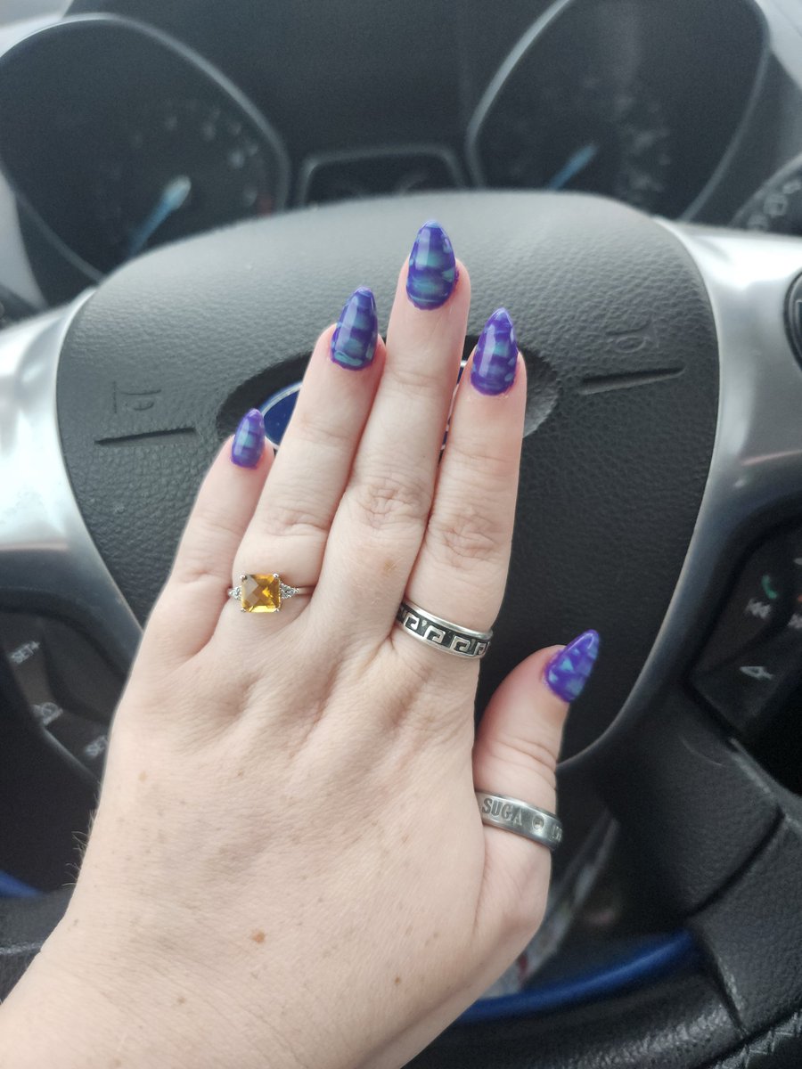 RobynJackal's tweet photo. Forgot to post my nails earlier today 🤭 you know what to do piggies, $100 stat.

• findom femdom BBW brat spoiled greedy paypig humanatm walletrinse • https://t.co/7suXF0pFGa