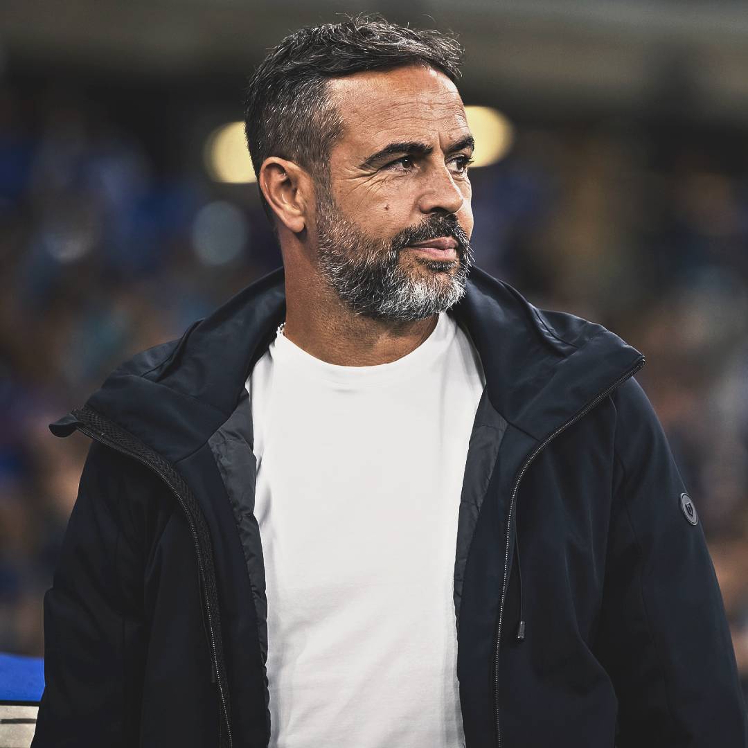 R10Score's tweet photo. Cruzeiro como mandante no Brasileirão 2026 desde a chegada de Artur Jorge:

12 jogos
9 vitórias (!)
1 empate
2 derrotas (!)
22 gols marcados
10 gols sofridos (!)
4 jogos sem sofrer gols

É o time que mais venceu em casa no período! 🦊🏠 https://t.co/nnwcVTCvw9