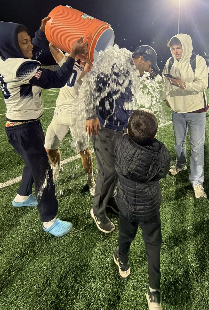 bcarrnjsports1's tweet photo. Final 
@NJICathletics 
@WMPFootball has their 1st NJIC Title 

WMP 35-35 OT

@NJScom @Chattermeister https://t.co/CfnPLwl7qp