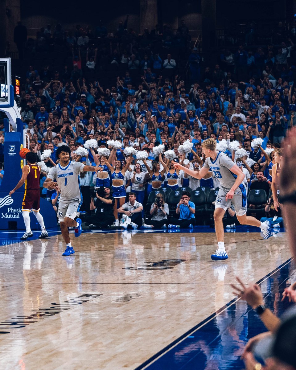 BluejayMBB's tweet photo. 📸 from the first 2️⃣0️⃣

#GoJays https://t.co/4QL1B8LPbk