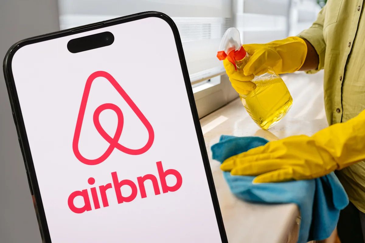 yahoolife's tweet photo. Airbnb hosts have faced criticism for charging cleaning fees while still expecting guests to do chores upon checkout. Now, a new policy is curbing what hosts can ask of their guests. https://t.co/dpuauBRXcU https://t.co/ZlwNcKm6Kk