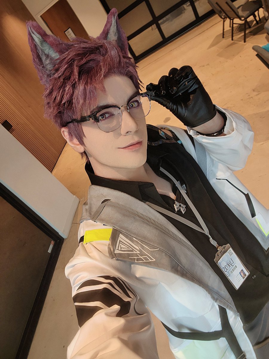 NipahDUBS's tweet photo. Oh Valko my wolf boy, you are rather popular today it seems.

I am glad people still defend you, no matter what I will always be rooting for your return. (I will debuting a new outfit for him next week as well!)

#Valko #BringValkoBack https://t.co/7zqP6kXIO9
