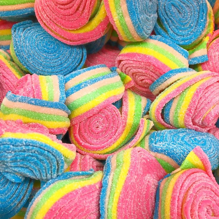 lolaonjupiter's tweet photo. rainbow sherbet 🌈 

1. rainbow sherbet

2. rainbow fudge

3. rainbow sour straps https://t.co/UbXxdkyCtE
