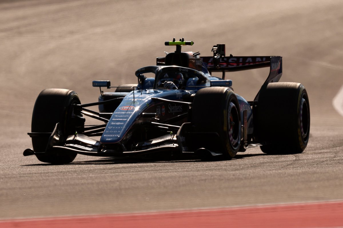 F1's tweet photo. ✨ Golden Hour ✨

#F1 #USGP https://t.co/DBSDnDUb6Y