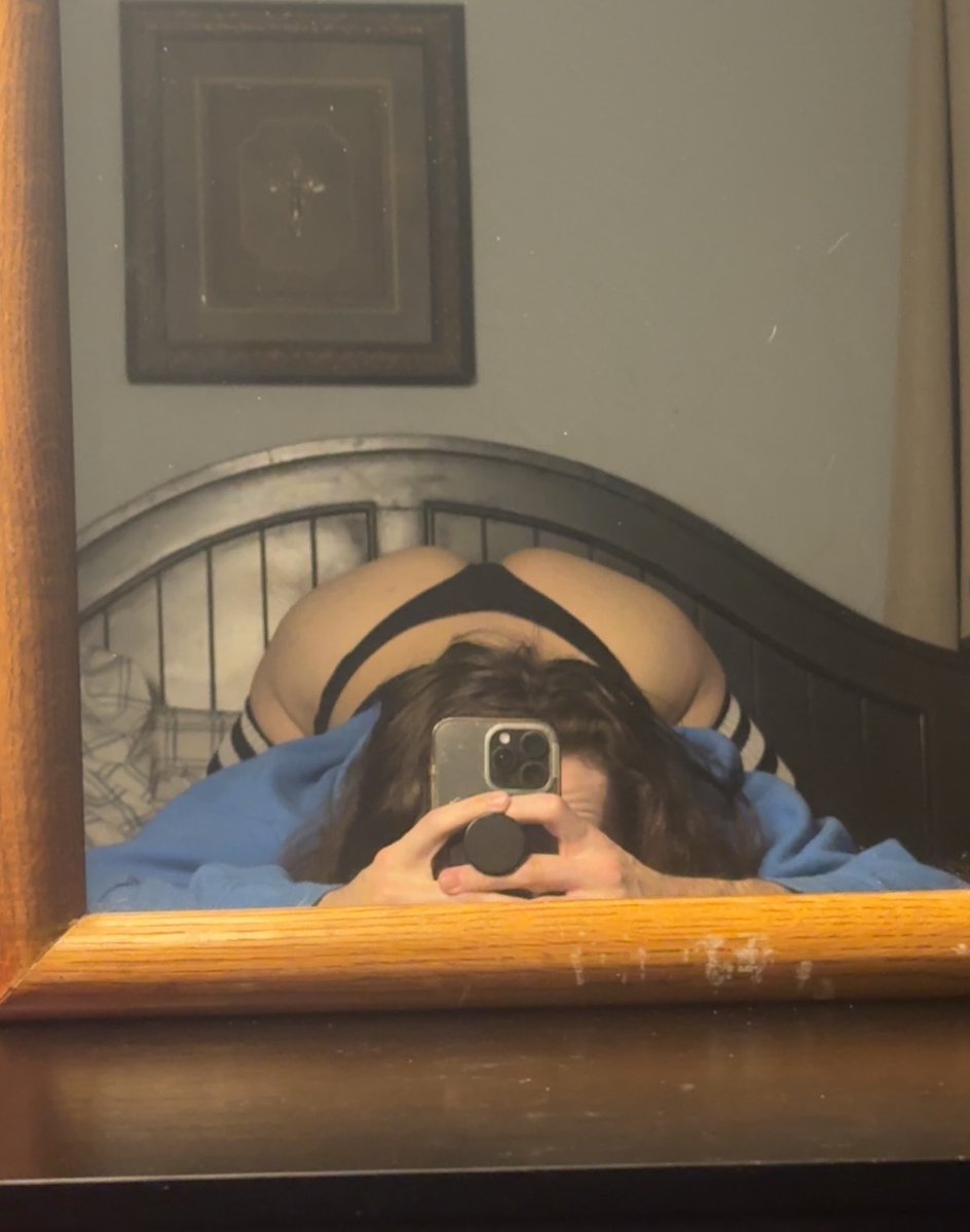 TheAngelEXE's tweet photo. Please feel free to breed my sissy pussy. Just bend me over and leave your load. Deep, rough, pinned in place. Tell me white boys don’t get safe words and I’ll probably cum on the spot. #nsfw #sissy #femboy #archpics #booty #thighhighs #breedingkink #cumdump #thicksissy https://t.co/XGcLm1DXcb