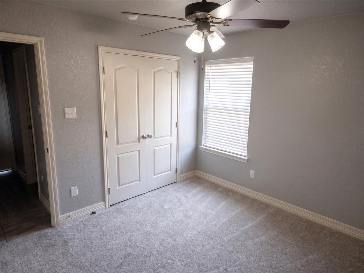 JrHerrings's tweet photo. JRHerrings#C21PremierRealtors https://t.co/iFS0Iqc8lC