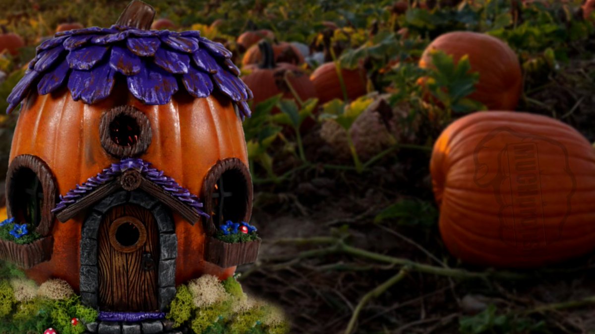 MUCHpropsStudio's tweet photo. This week I wanted to do my yearly pumpkin carving build and decided to turn it into a whimsical cottage with an epic documentary style made up story about Pumpkin elves.
https://t.co/9XYyfXn5U5
 #MuchProps #howto #diy #foam #foamsmith #Halloween #pumpkin https://t.co/CZXEXgaFOr