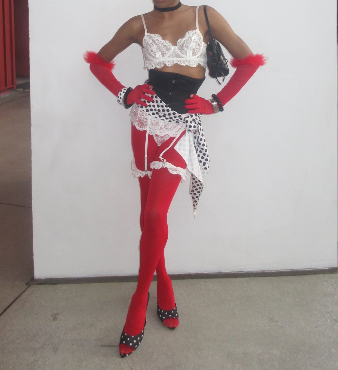 dojaclouds's tweet photo. obsessed with how my tour ma vie outfit came out https://t.co/GwUmf7FcN2