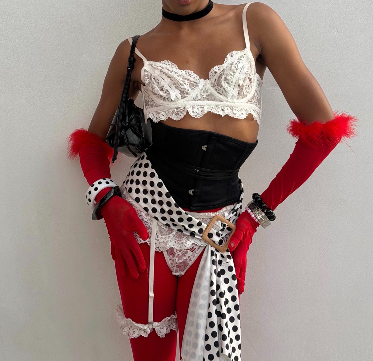 dojaclouds's tweet photo. obsessed with how my tour ma vie outfit came out https://t.co/GwUmf7FcN2