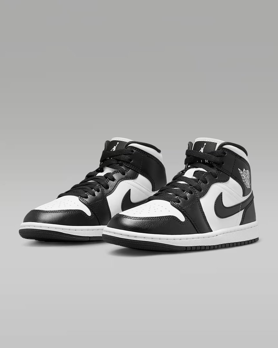 nicekicks's tweet photo. WMNS Air Jordan 1 Mid "Black/White" is available!

📲 https://t.co/UDsJa5Wuoi https://t.co/aWjxFRldZT