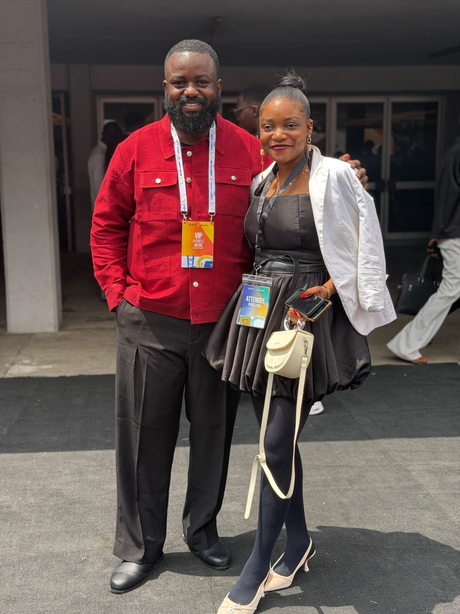 Ayojulius_'s tweet photo. Great people, meaningful conversations, and good vibes at @blockfestafrica with @sleektru @MhiztaLOEL @uchecrypt @cutexiaruby_j @CryptofxOG https://t.co/CjMP9Xmi0F