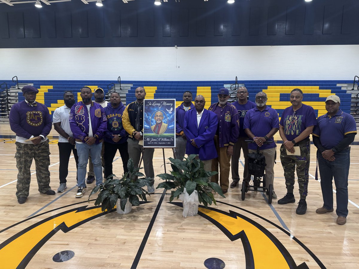 MrRDPierce's tweet photo. Congratulations to the Williams family, @weldon_city and the Town of Weldon on Friday’s dedication of the James “Tank” Williams Sr. Gymnasium. #weldonnc #chargerpride #HD27 https://t.co/1nbB9VNjz0