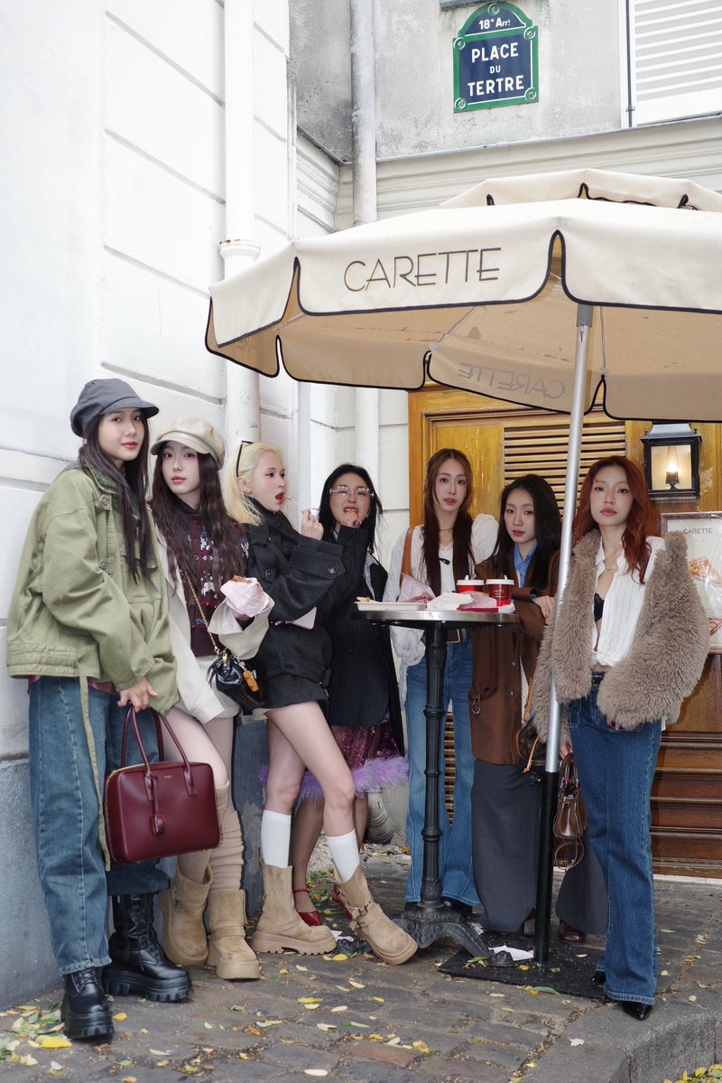 4eveOfficial's tweet photo. hot chocolate, crêpes &amp; us ☕

#4EVEinPARIS
#4EVE #XOXOentertainment https://t.co/cwd00dQqa7